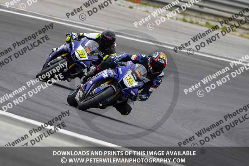 cadwell no limits trackday;cadwell park;cadwell park photographs;cadwell trackday photographs;enduro digital images;event digital images;eventdigitalimages;navarra;no limits trackdays;peter wileman photography;racing digital images;trackday digital images;trackday photos